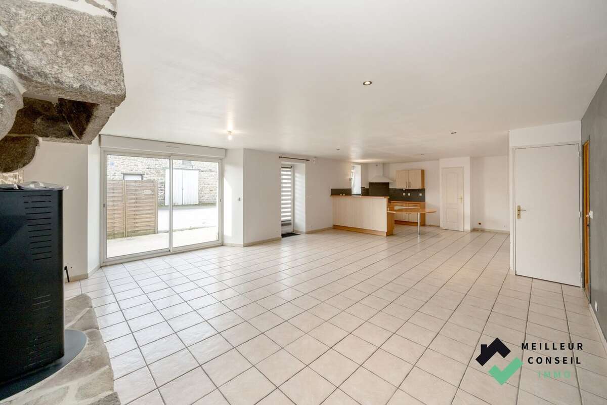 Maison à PLOEUC-SUR-LIE