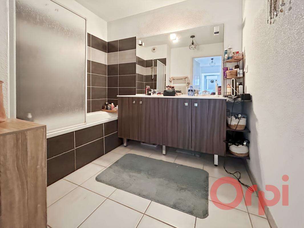 Appartement à BEZIERS
