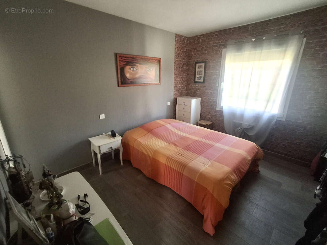 Maison à acheter avec 4 chambres à La Chapelle-Fleurigné - photo 6