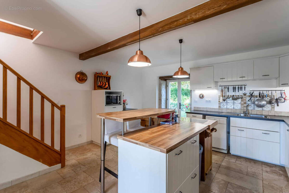 Smallholding in a beautiful location - photo 13