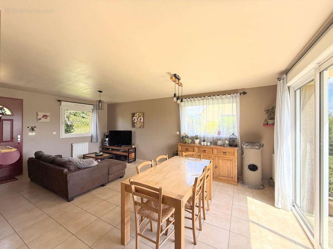 Maison 85 m² à Tredrez-Locquemeau  - photo 6