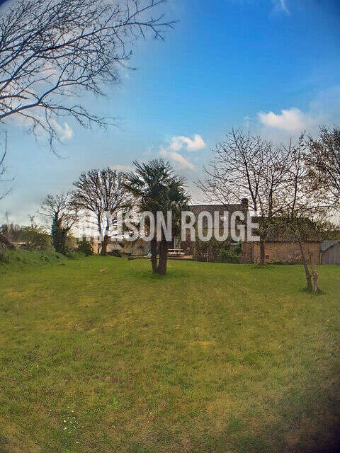 Maison à SAINT-VRAN