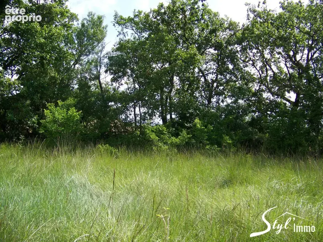 Lussan - Terrain à bâtir de 600 m² en secteur naturel - photo 2