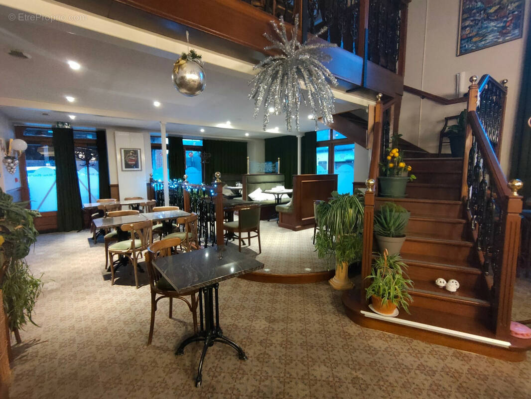 Commerce à VILLERS-COTTERETS