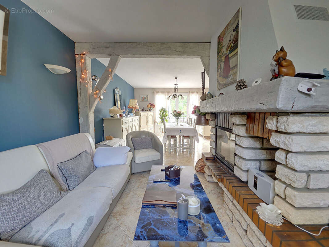 Maison 4 chambres 6 pièces - photo 15