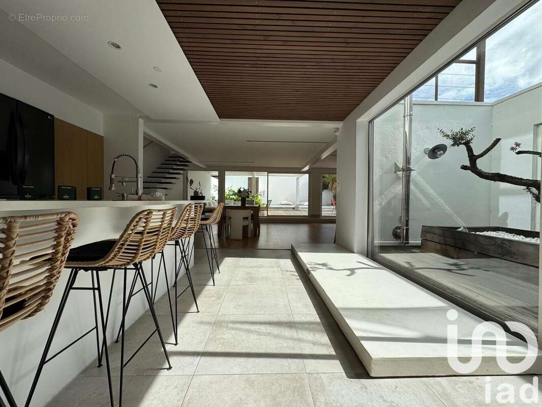 Photo 2 - Maison à ANGOULINS