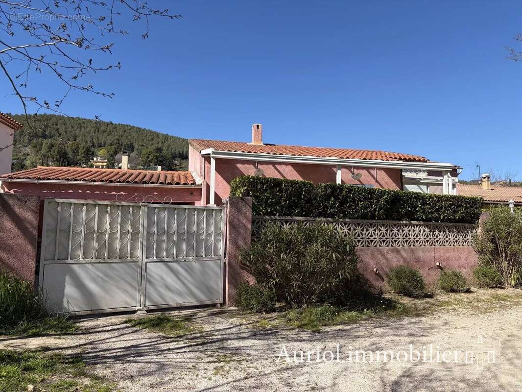 Maison à AURIOL