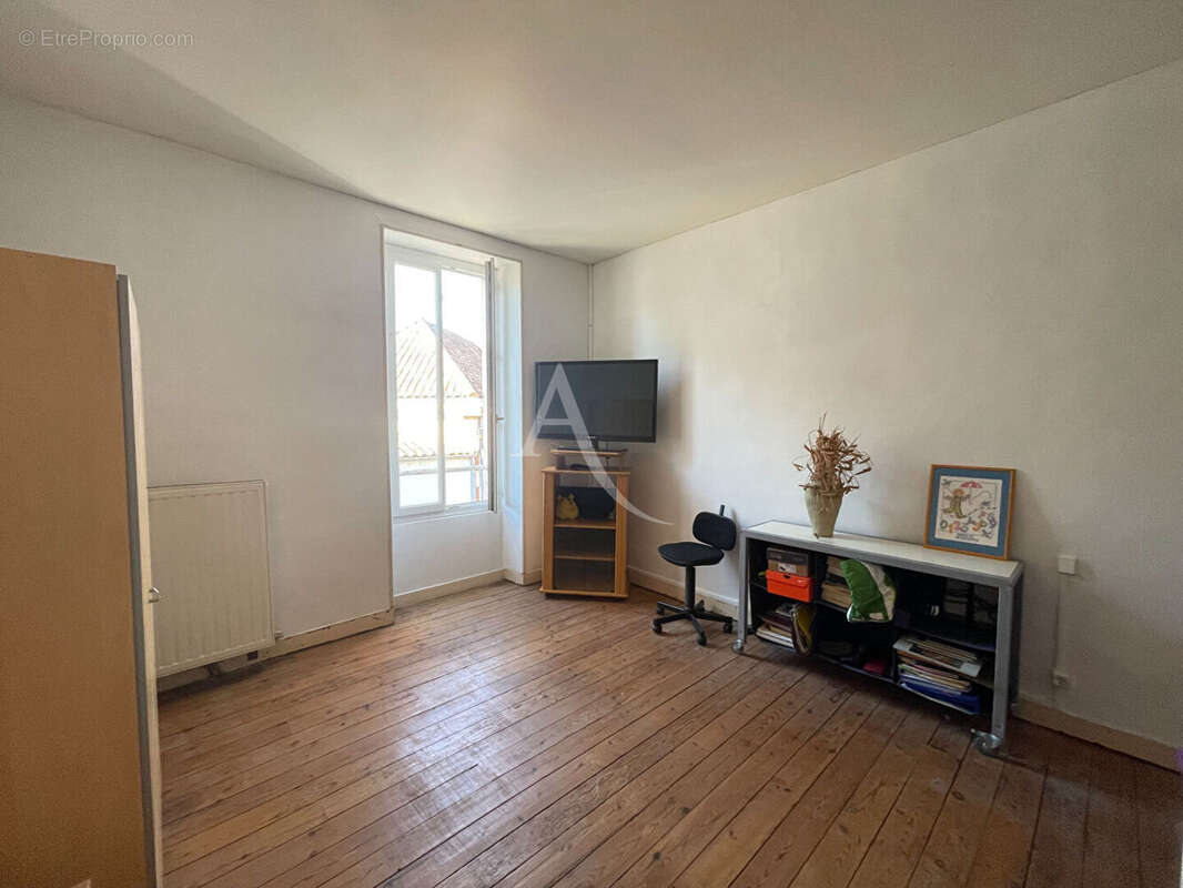 Maison à FONTENAY-LE-COMTE