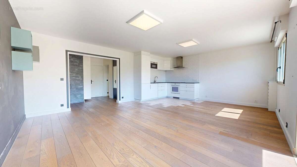 Appartement à LE RAINCY