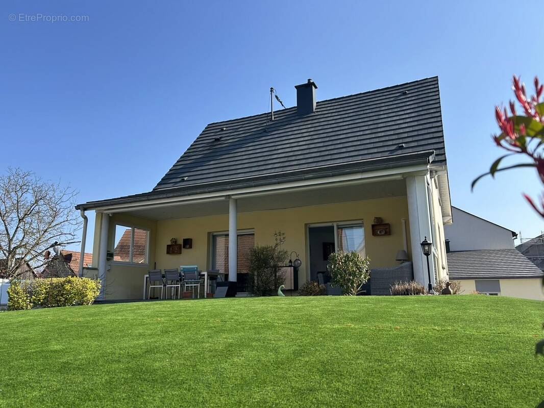 Maison à SERMERSHEIM