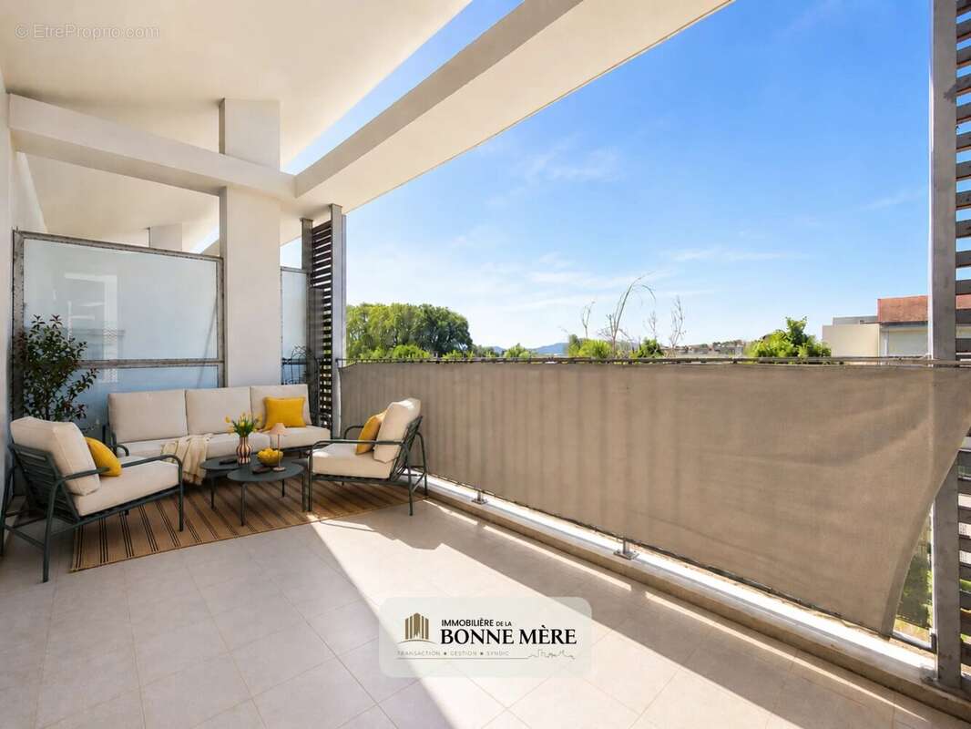 Appartement à MARSEILLE-14E