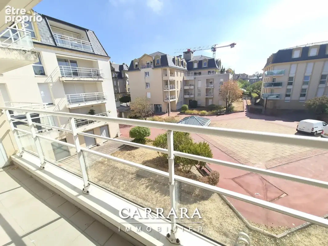 APPARTEMENT F3 de 73.85 M2 à  225000 € - photo 2