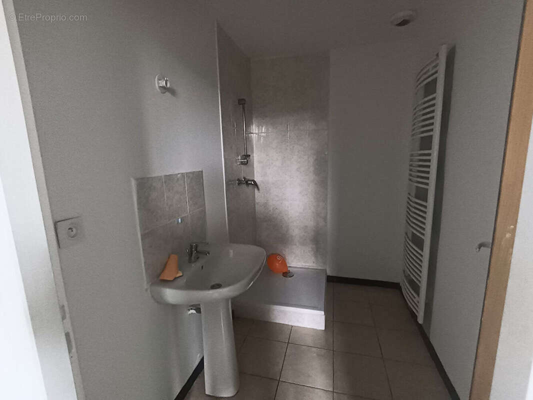 Maison à VILLENEUVE-SAINT-GERMAIN