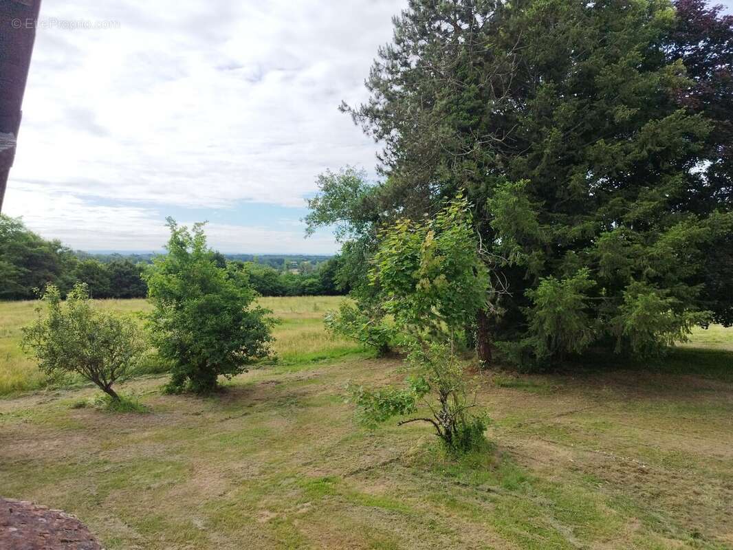 Maison 119 m² à Montjay  - photo 8