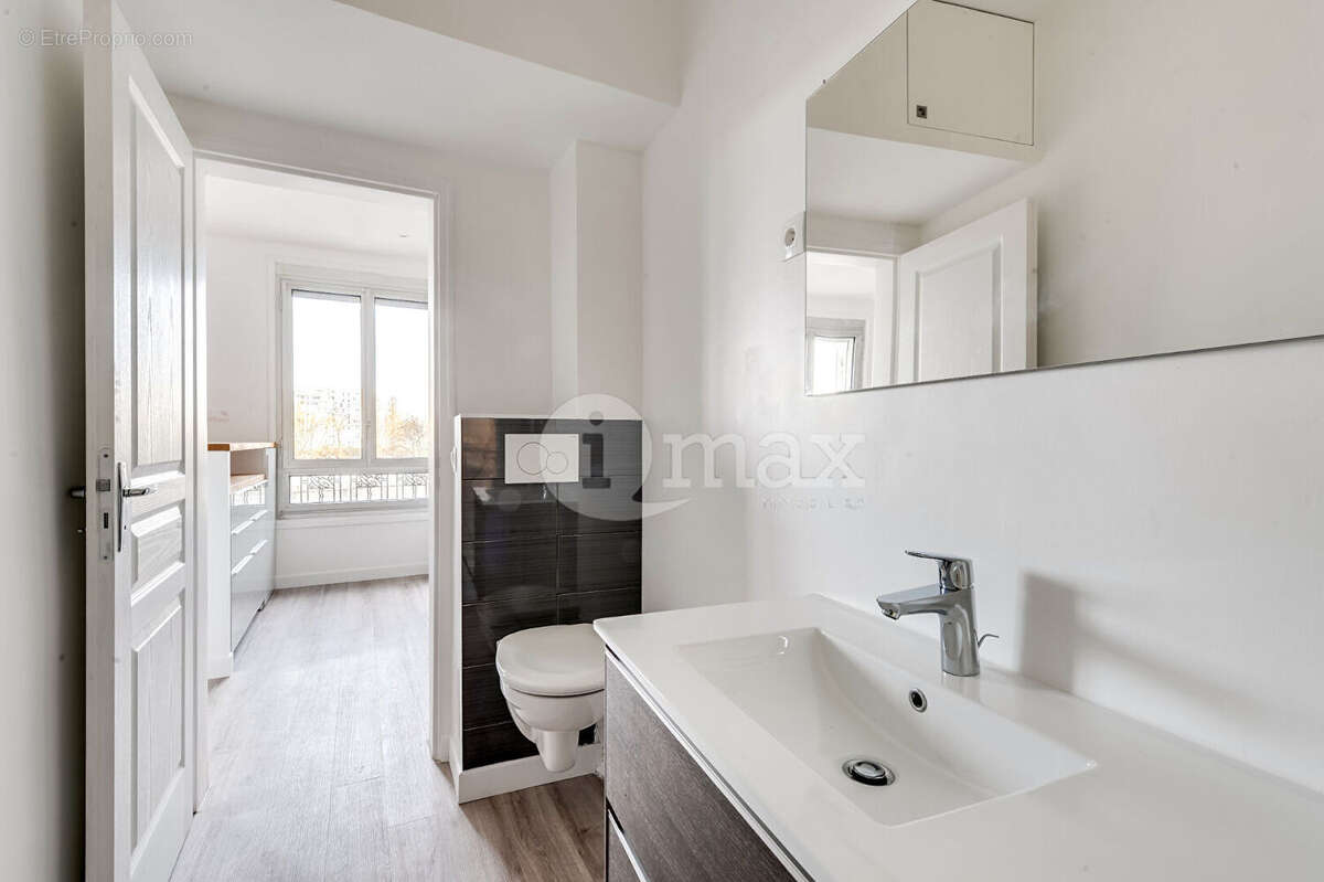 Studio 23m² - gare/chateau  - 170.000 - photo 9
