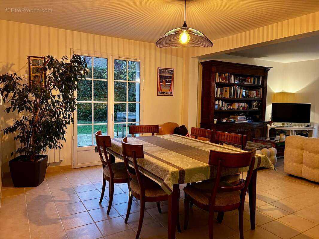 Maison à BLONVILLE-SUR-MER