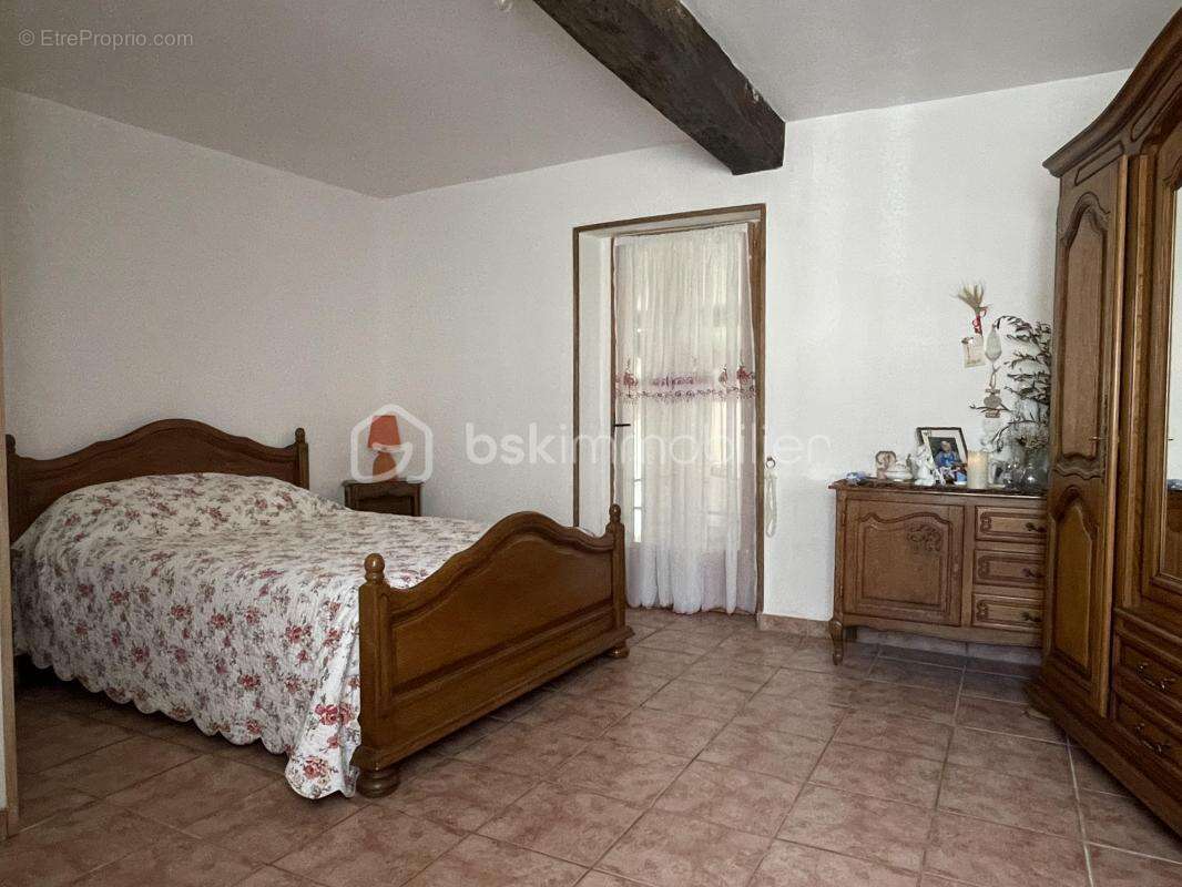 Maison à MALAY-LE-PETIT