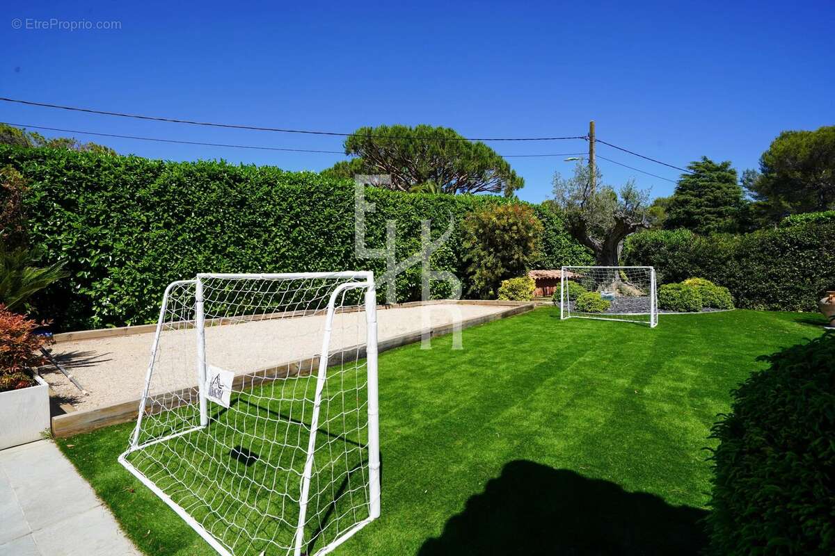 Maison à MOUGINS