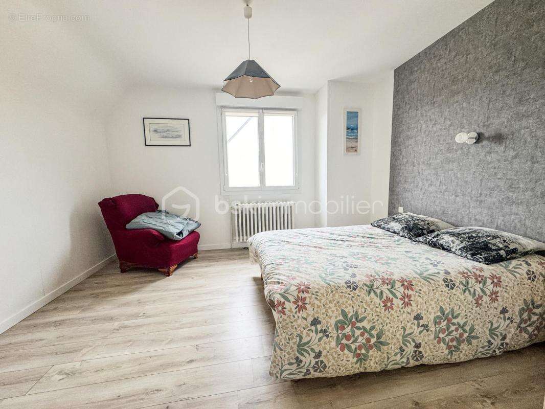 Maison à NOYAL-SUR-VILAINE