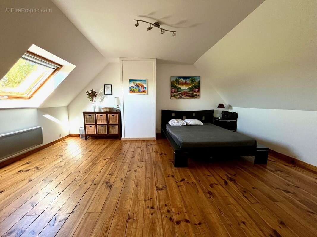 Maison à NOISY-SUR-ECOLE