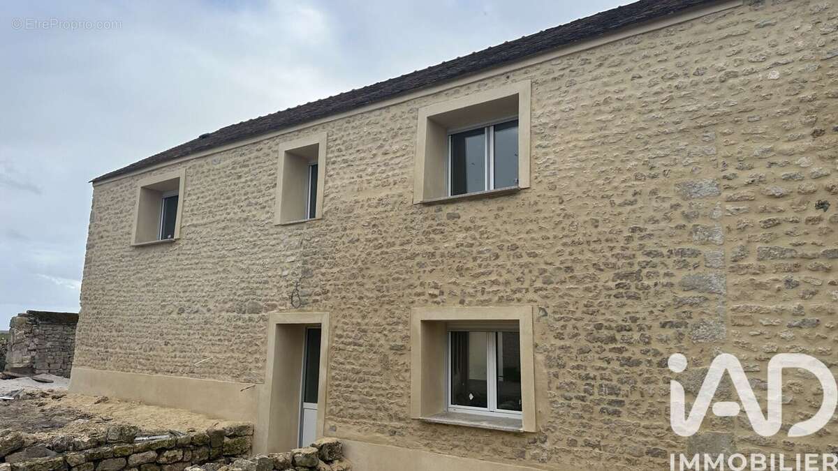 Maison 125 m² à Chenou  - photo 2