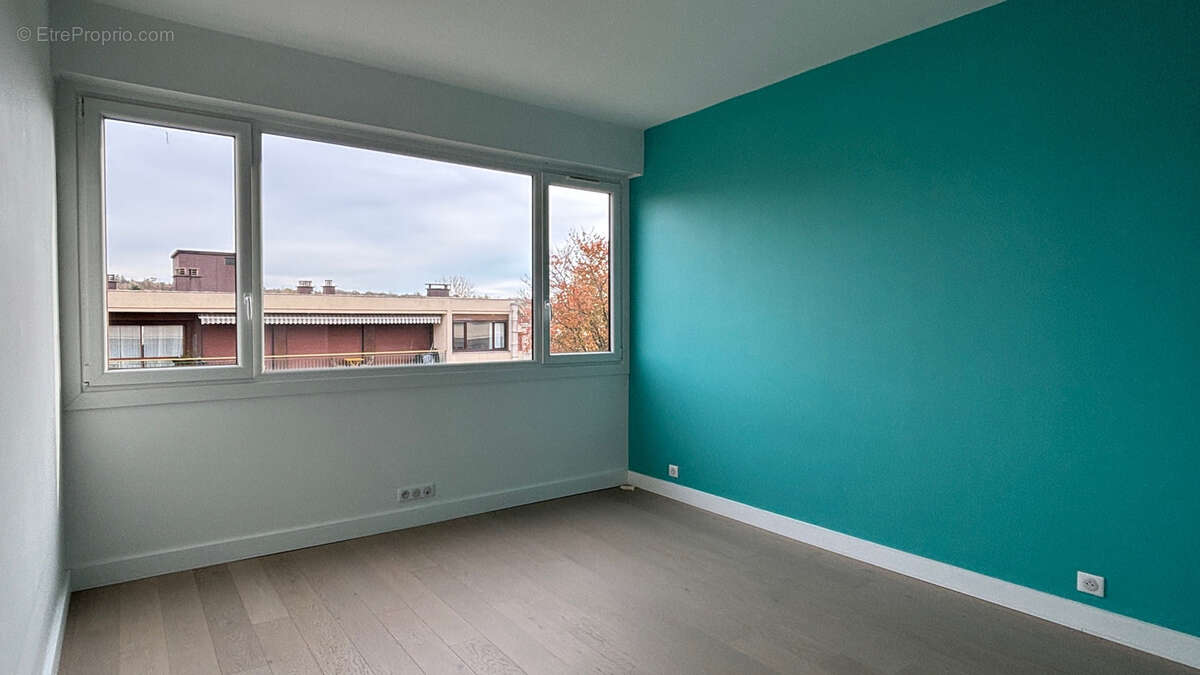 Résidence la Gaillarderie - Appartement 5 pièces dernier étage - photo 12