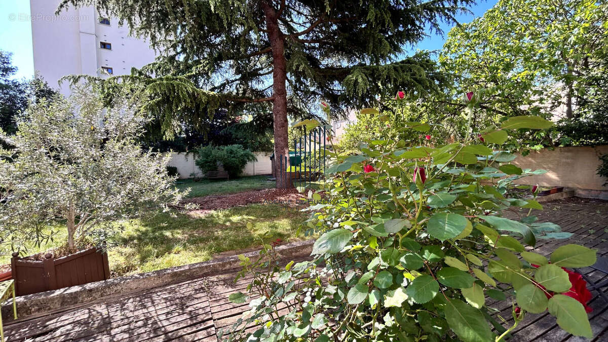 Appartement à RUEIL-MALMAISON