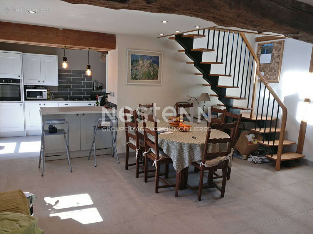 Maison à PIEGUT-PLUVIERS