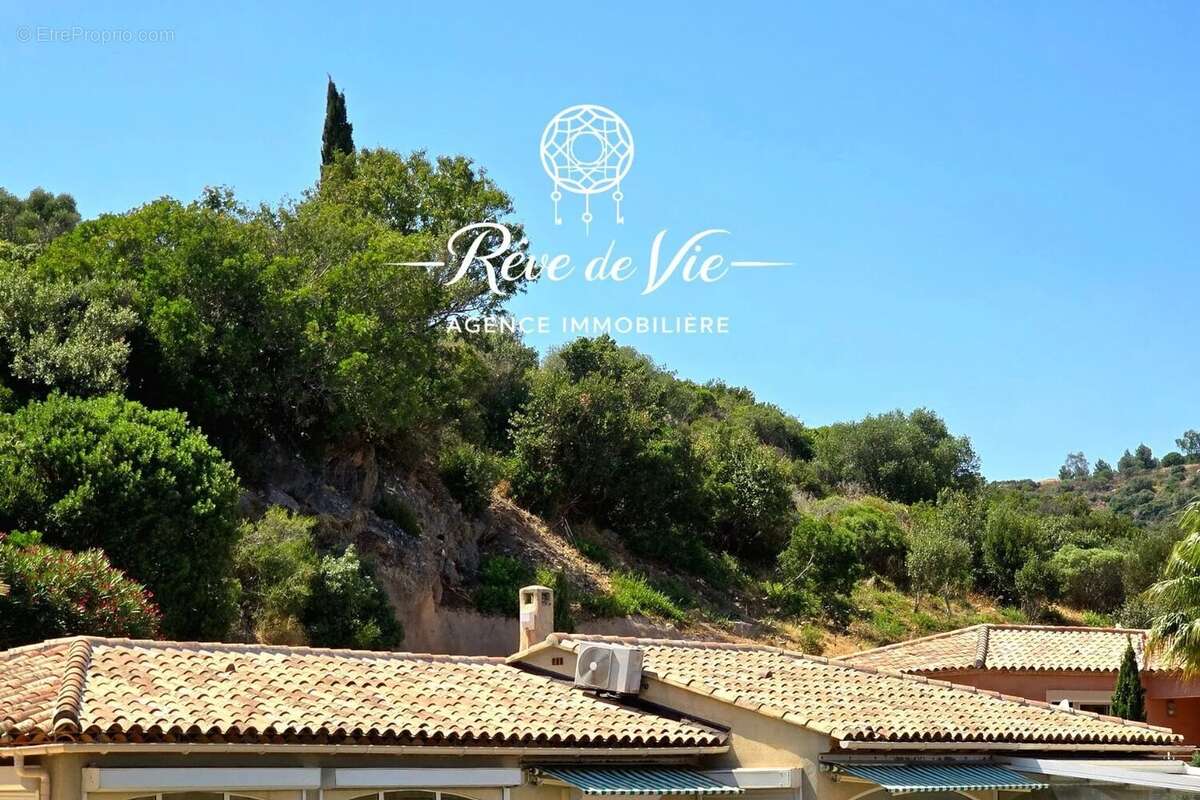 Appartement à LE LAVANDOU