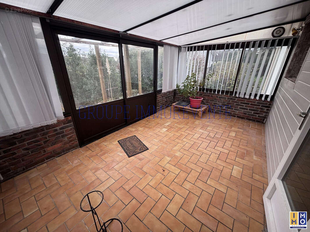 Maison à LA CHAPELLE-SAINT-URSIN