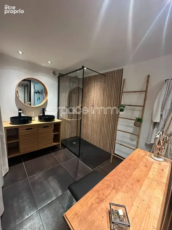 Maison rénovée vivable de plain pied - 4 chambres - 125m² - 377m² de terrain - ESLETTES - photo 8