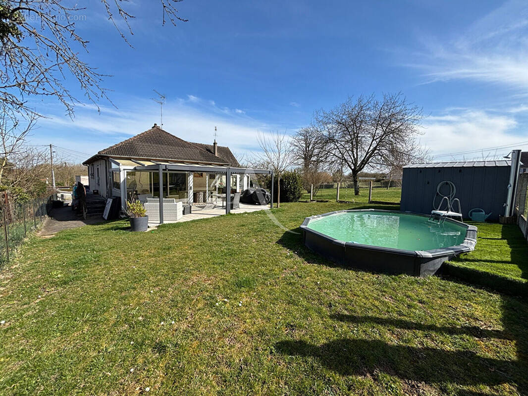 Maison à COSNE-COURS-SUR-LOIRE