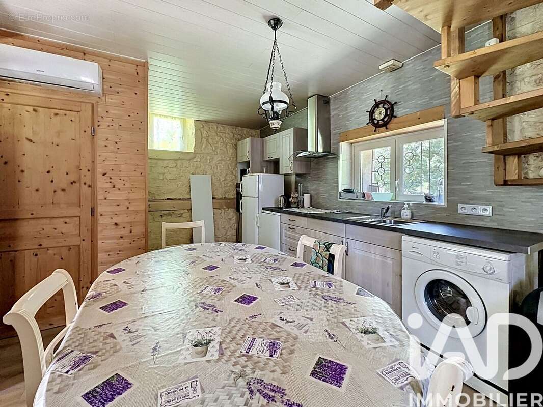 Maison 60 m² à Saint-Paul-De-Loubressac  - photo 5