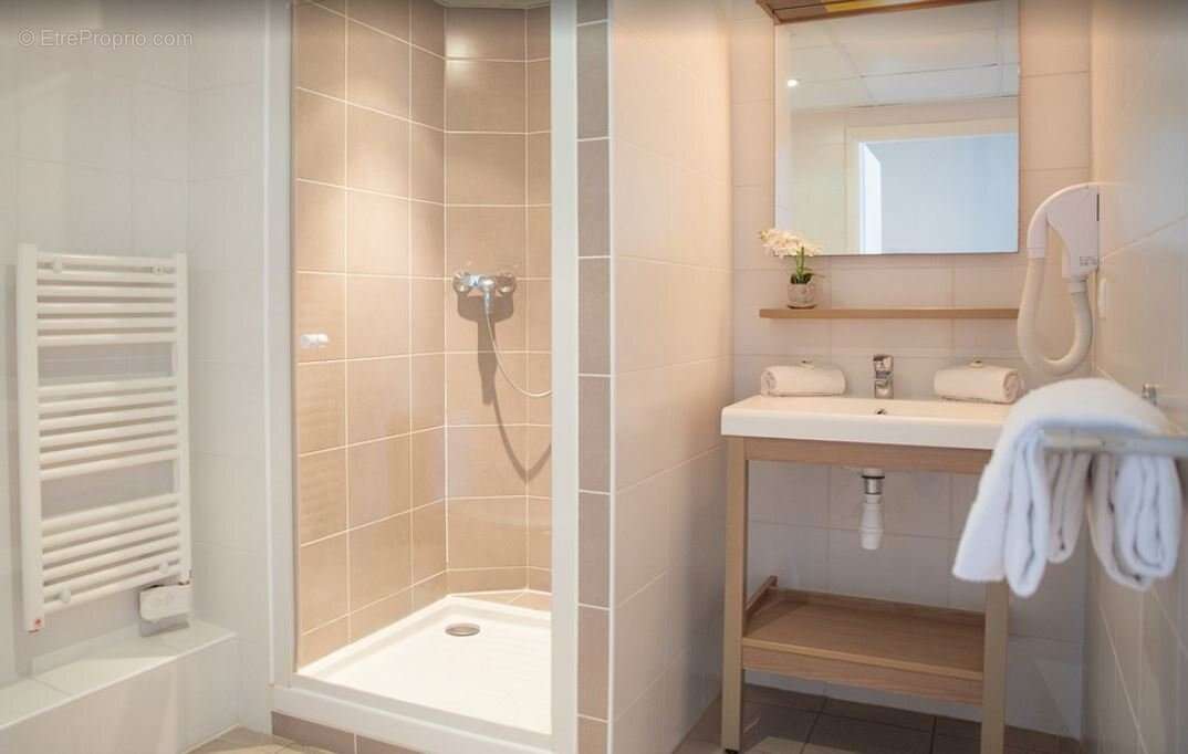 INVESTISSEMENT LOCATIF  Mandelieu-la-Napoule  Résidence de Tourisme Zenitude Comfort Cannes Mandelieu - 6,91 % de rentabilité - photo 6