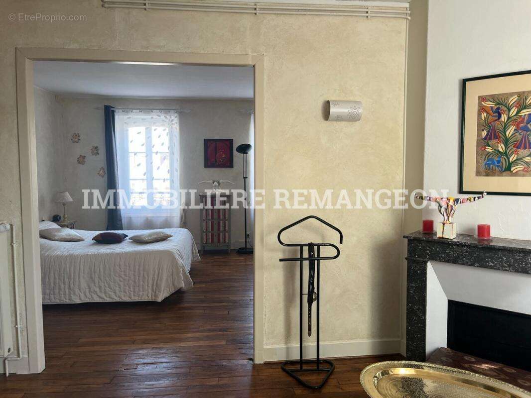 Maison à YVOY-LE-MARRON