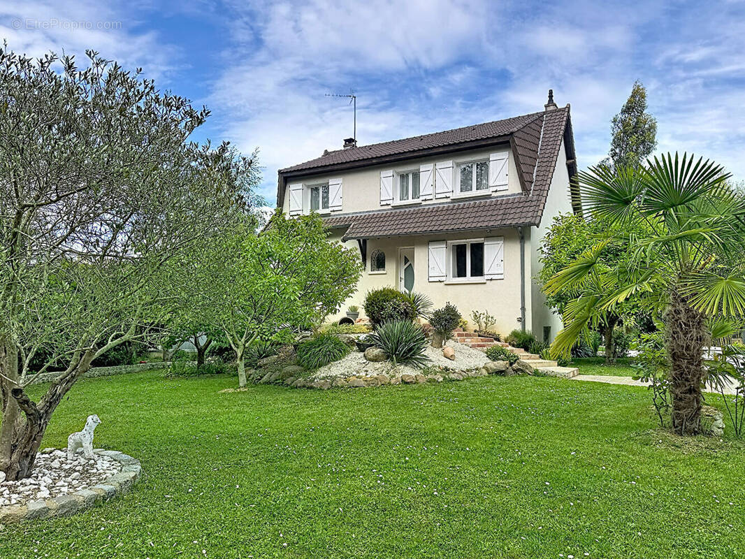 Maison à YERRES