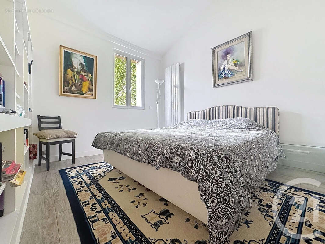 Maison à PARIS-12E