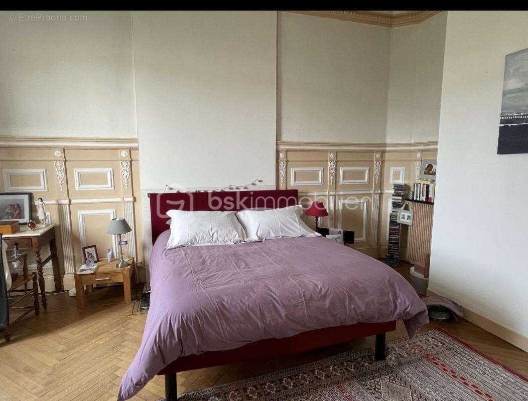 Un investissement immobilier qui a du caractère ? C'est à Saint-Aubin-lès-Elbeuf 76410 ! - photo 2
