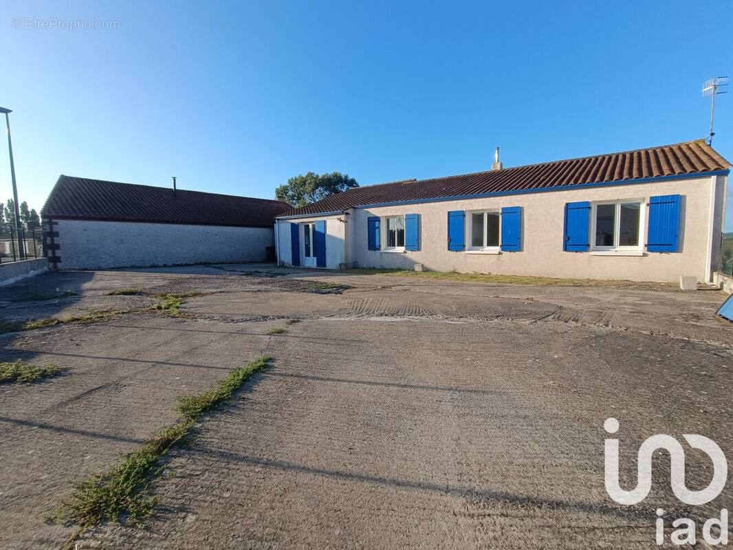 Photo 1 - Maison à ANGLES