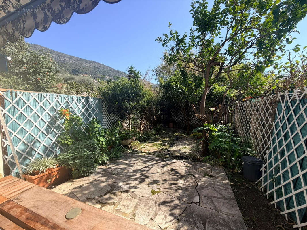 Appartement à MENTON