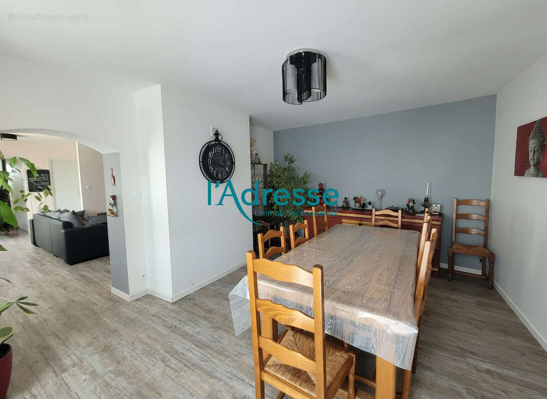 La maison idéale pour votre famille à Rougé. - photo 3