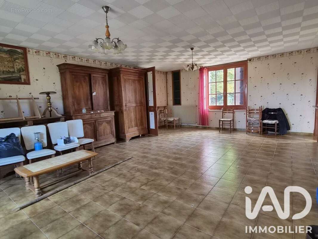 Maison 193 m² à Brioux-Sur-Boutonne  - photo 6