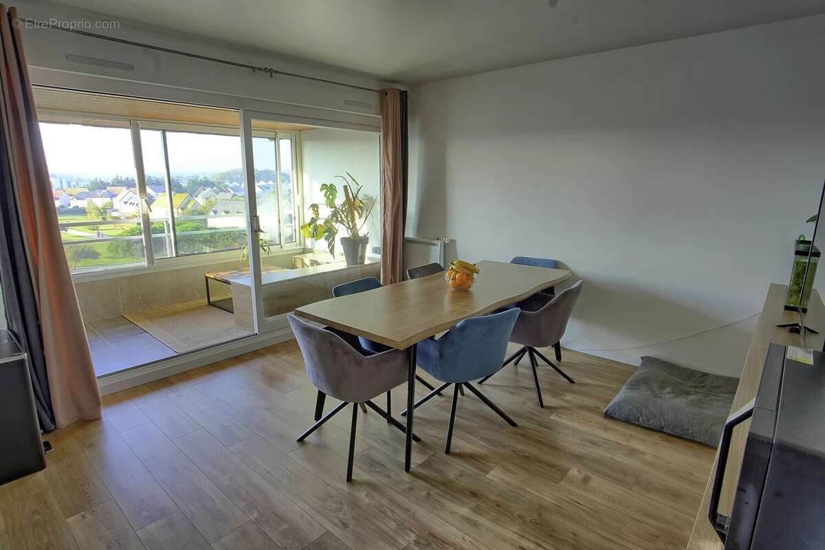 Appartement à COURSEULLES-SUR-MER