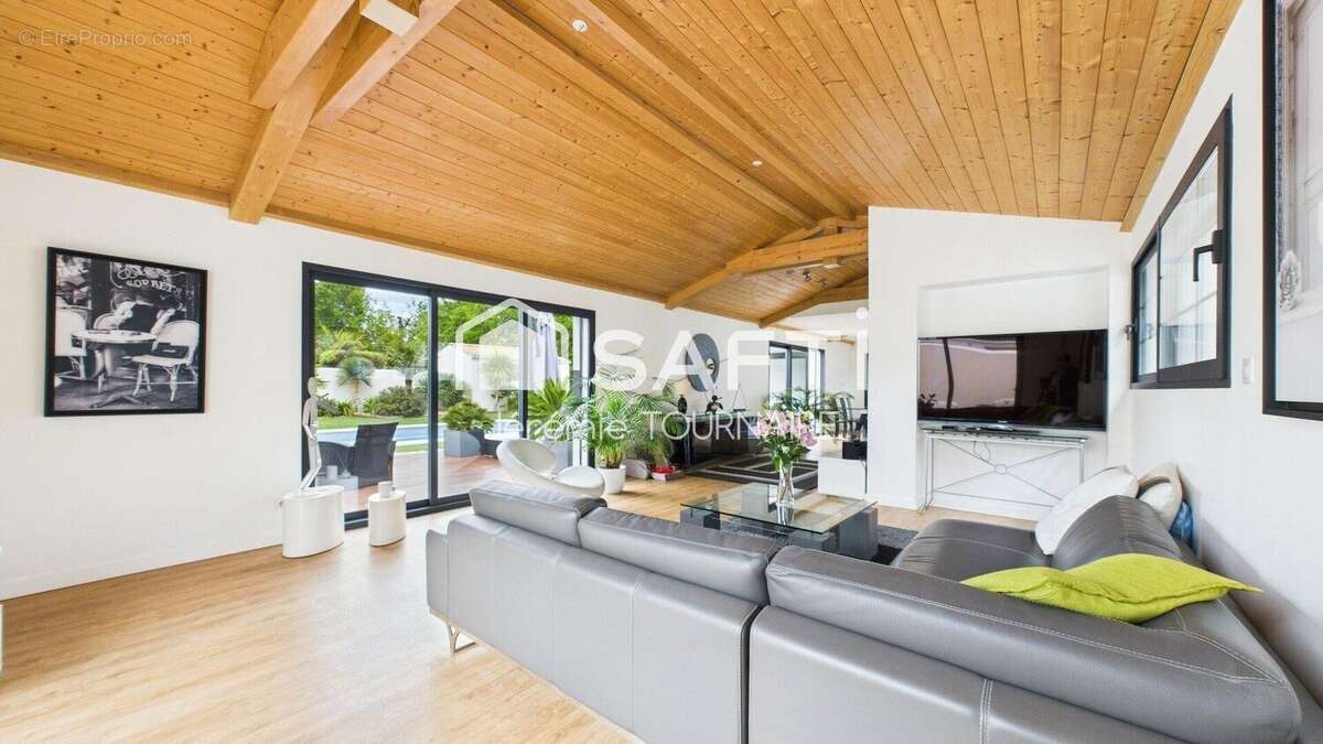 Photo 8 - Maison à MONTROY