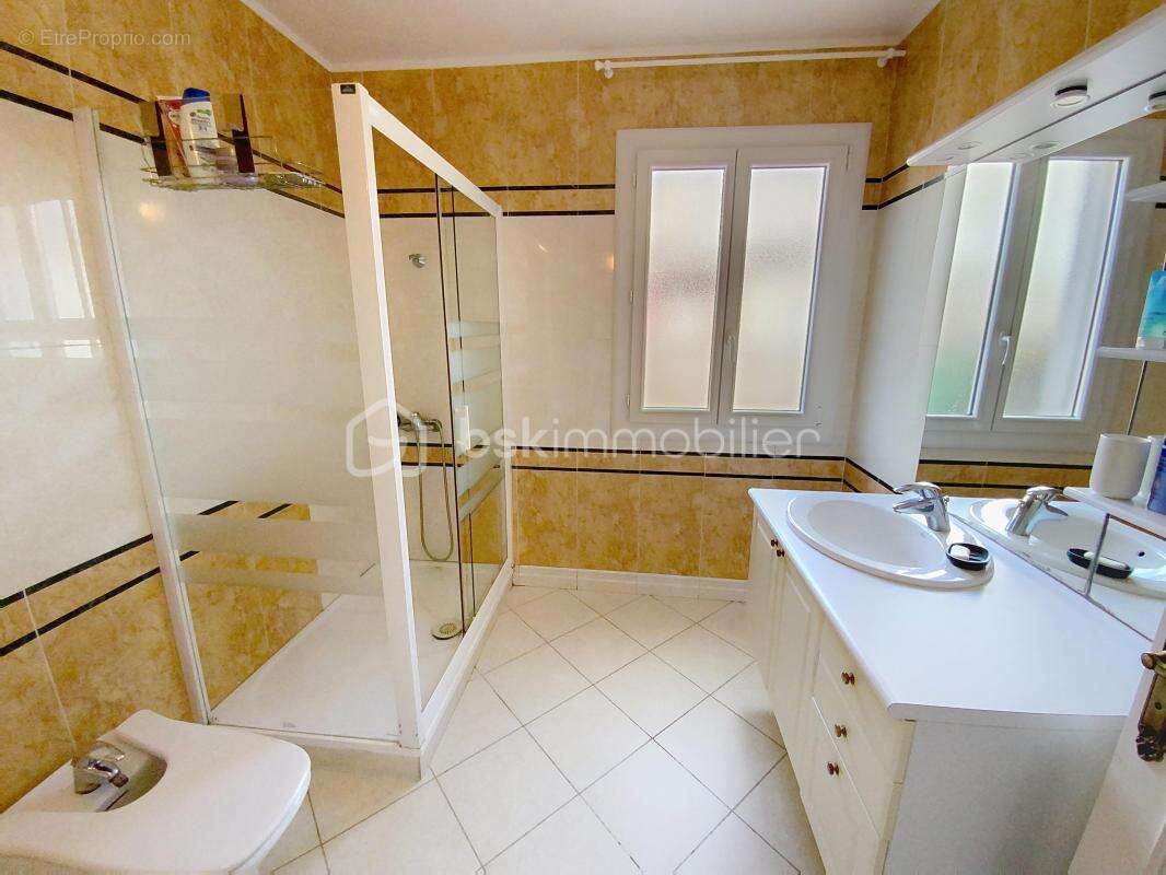 Maison à CUXAC-D&#039;AUDE