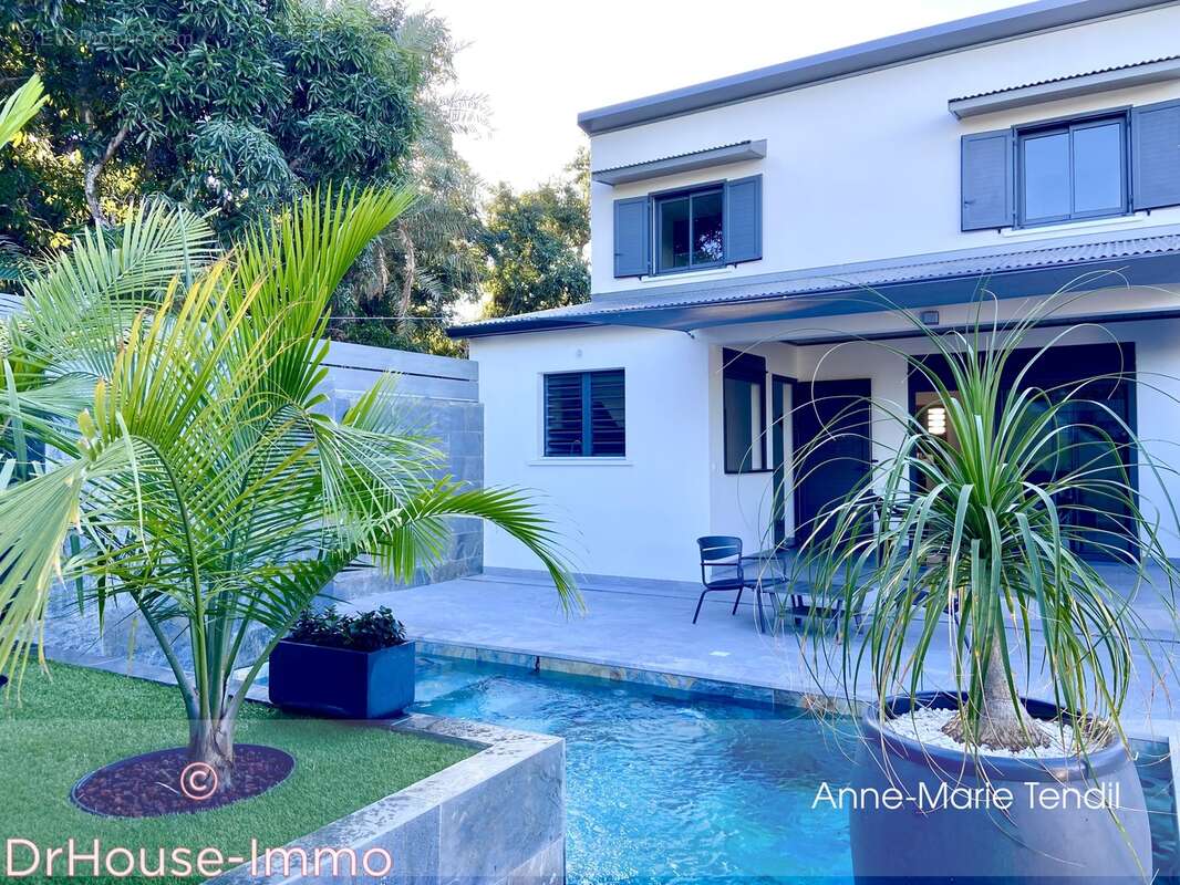 Maison à L&#039;ETANG-SALE