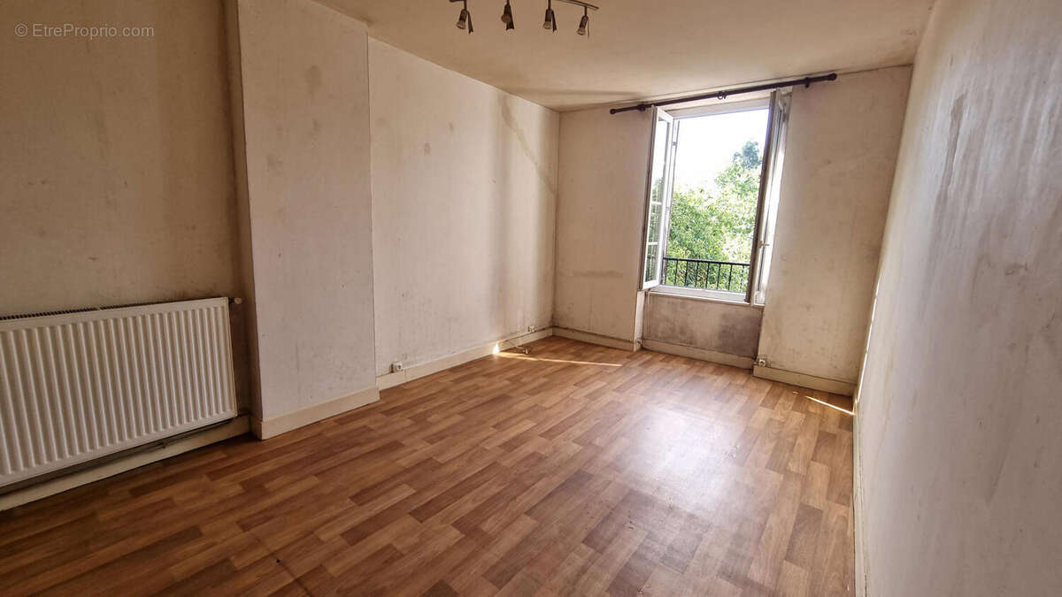 Maison au centre du village - photo 12