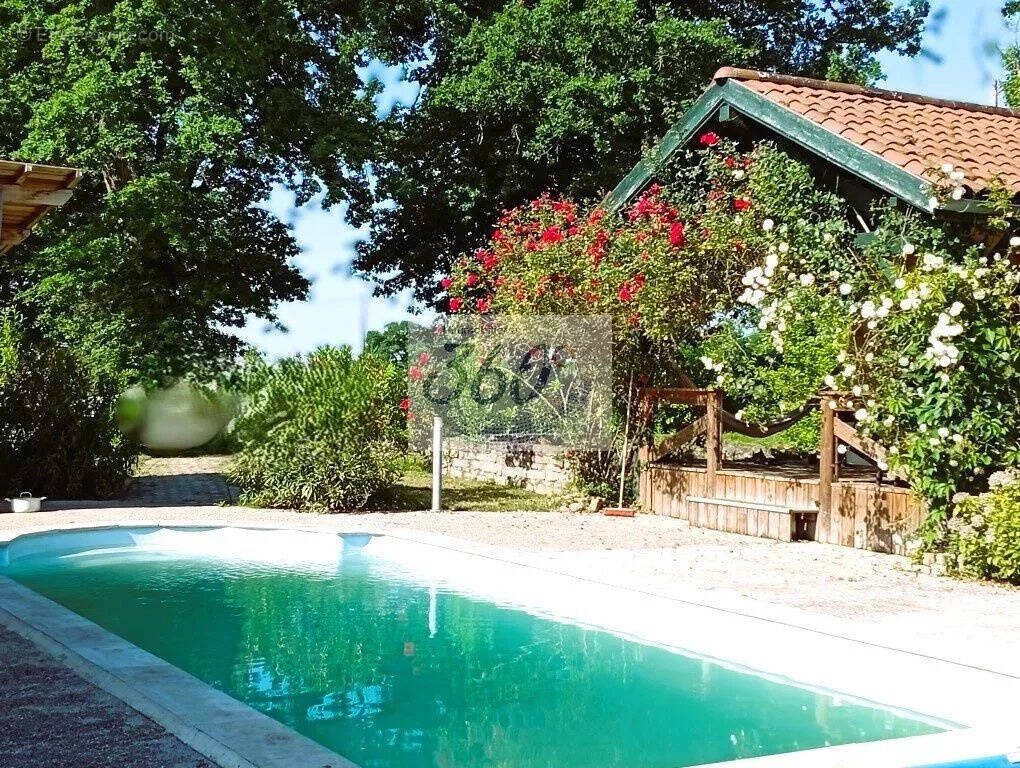 Maison à MONTRACOL