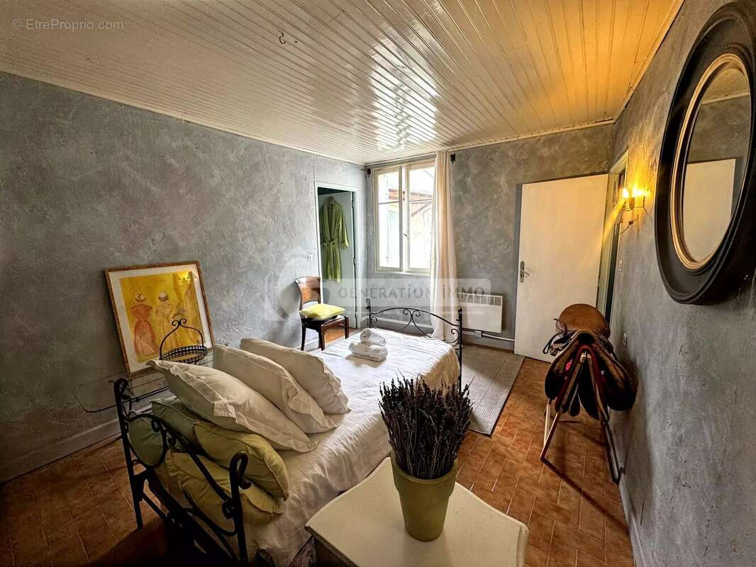 Appartement à CHATEAURENARD