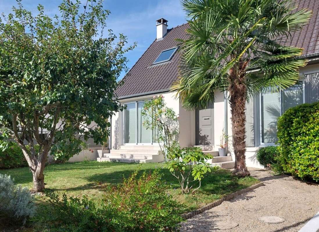 Maison à LE CHESNAY
